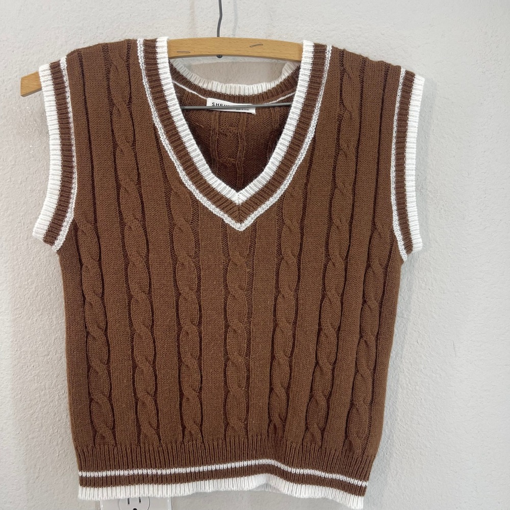 SHEIN Brown Cable Knit V Neck‎ Sweater Vest Kids Size 8Y